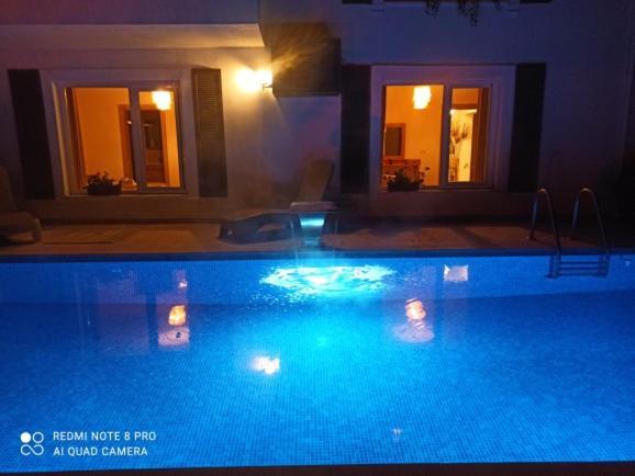 Villa Atlas Muhafazakar Havuzlu, Mustakil Genis Bahceli Sapanca Exterior photo