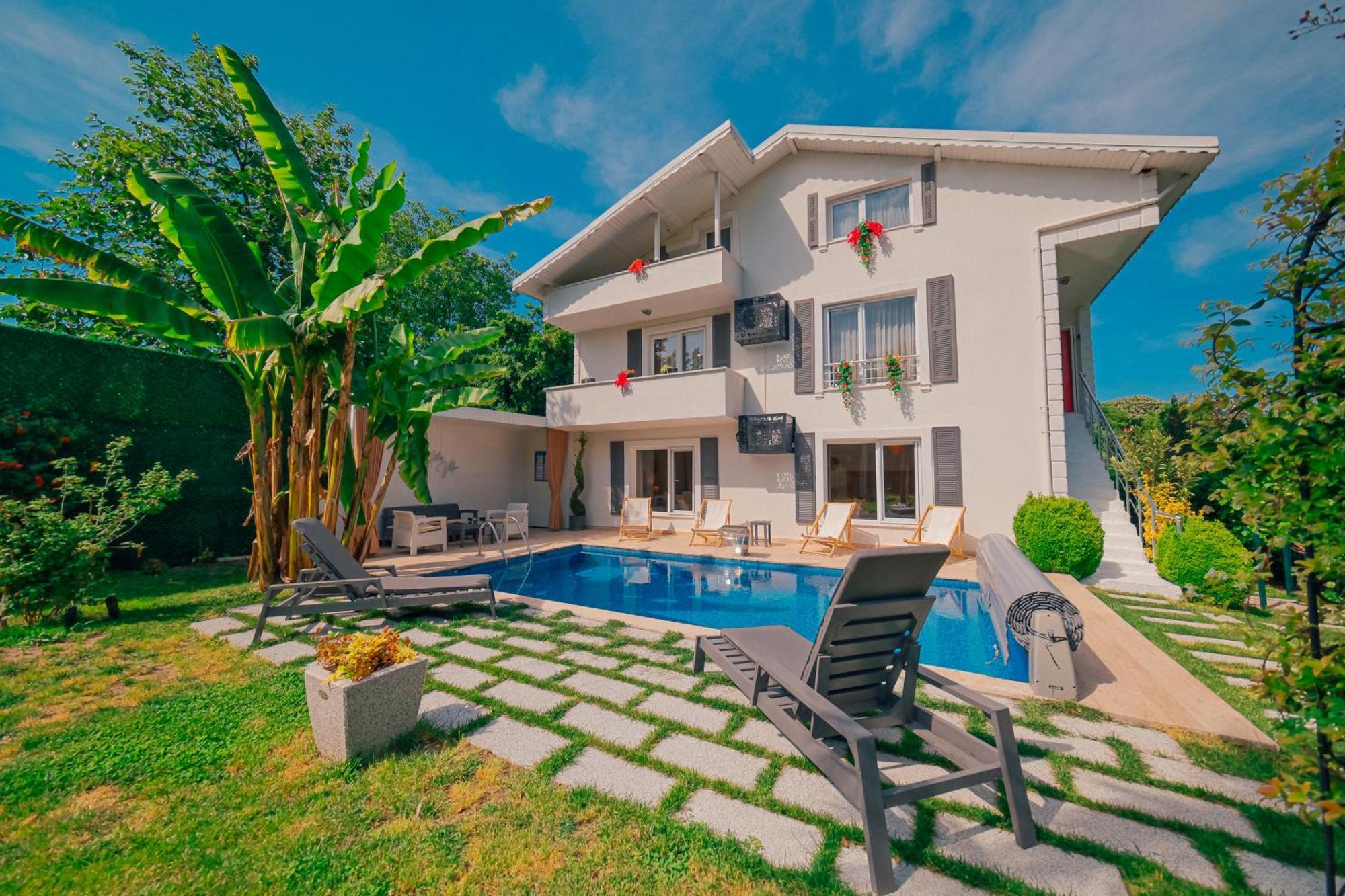 Villa Atlas Muhafazakar Havuzlu, Mustakil Genis Bahceli Sapanca Exterior photo