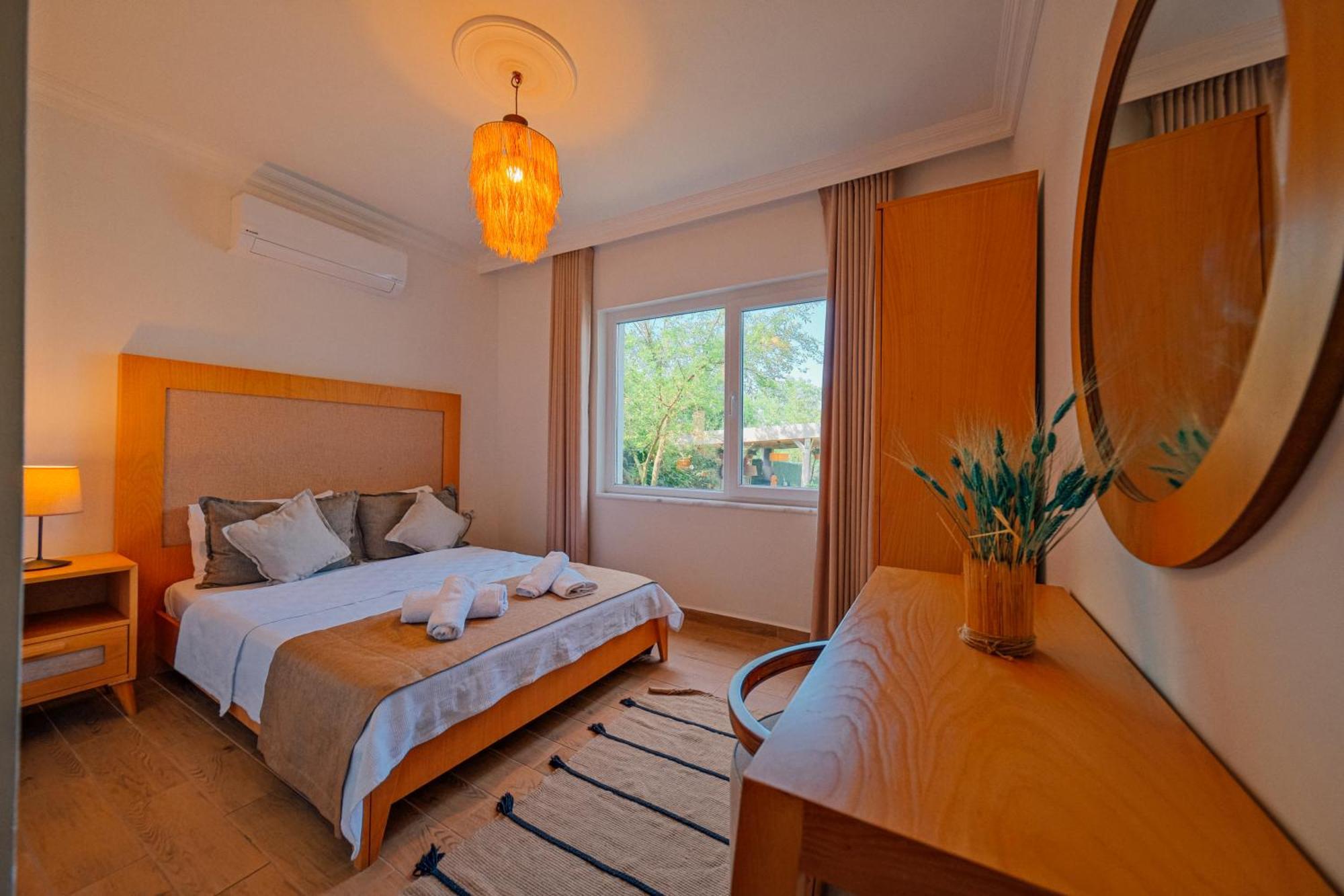 Villa Atlas Muhafazakar Havuzlu, Mustakil Genis Bahceli Sapanca Exterior photo